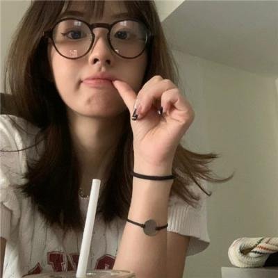 网恋对象毁我星途奔现后他崩溃了